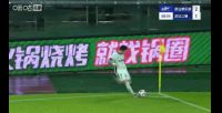 朴志洙俯身头球破门,三镇客场2-2扳平比分!