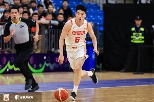 外线神准!中国男篮三节领先波黑20分 三分19投11中